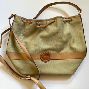Dooney & Bourke medium size, bucket bag